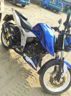 TVS Apache 160 4V 2020 Blue