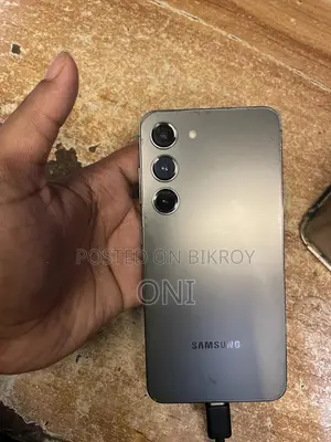Samsung Galaxy S23 128 GB Gray
