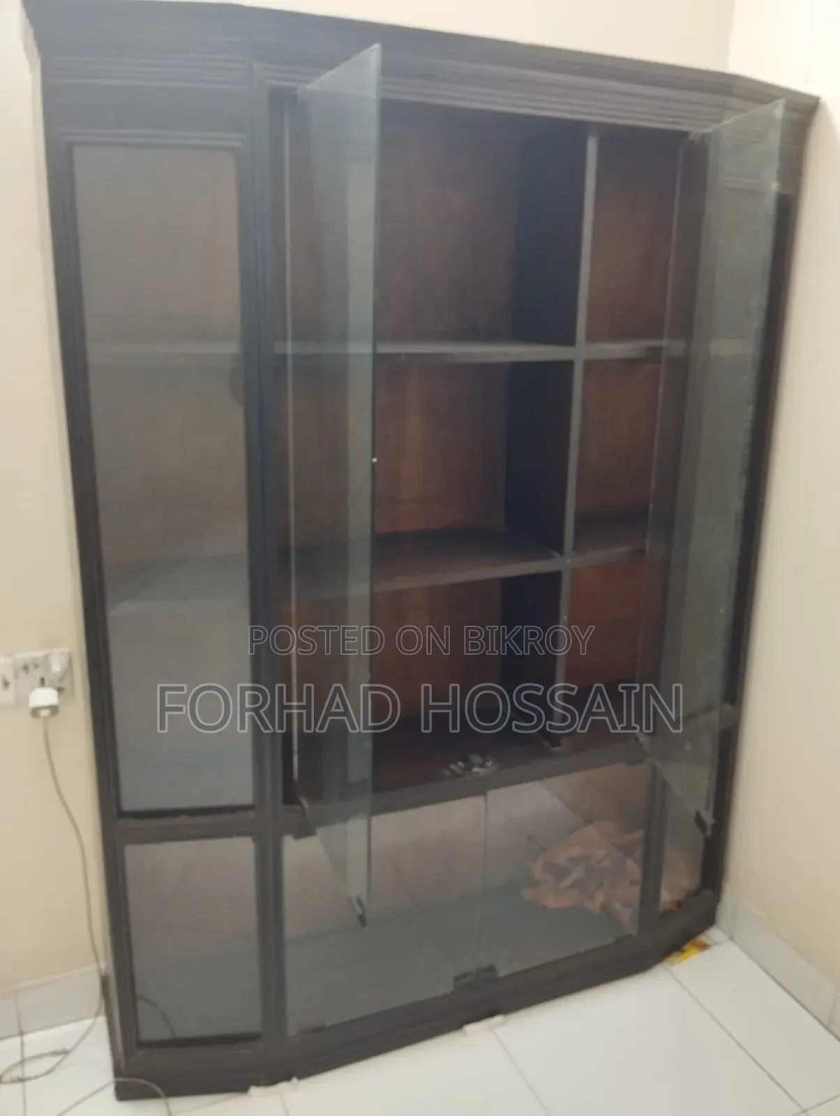 Wall Cabinet