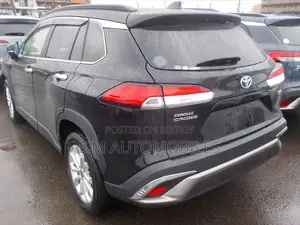 Toyota Corolla Cross 1.8 Hybrid FWD 2022 Black