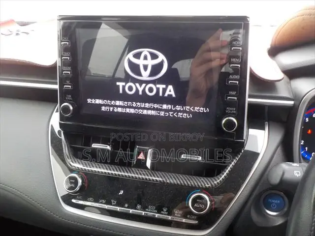 Toyota Corolla Cross 1.8 Hybrid FWD 2022 Black