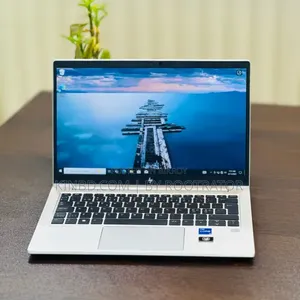 Laptop HP EliteBook 645 G9 8GB Intel Core I3 SSD 256GB