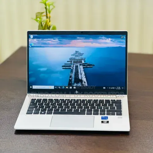 Laptop HP EliteBook 645 G9 8GB Intel Core I3 SSD 256GB
