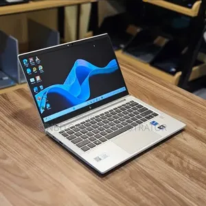 Laptop HP EliteBook 645 G9 8GB Intel Core I3 SSD 256GB