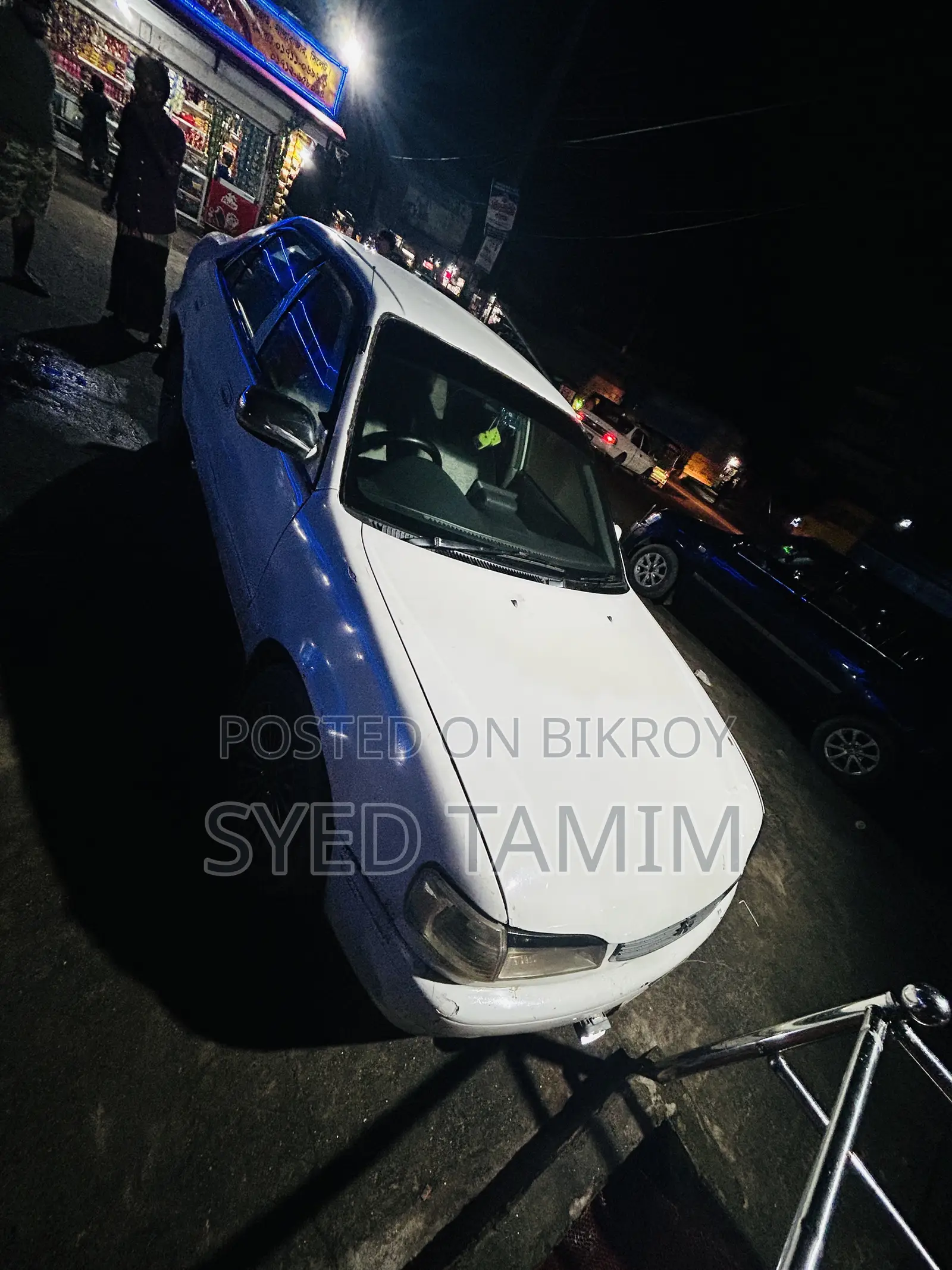 Toyota Corolla Sedan 1998 White