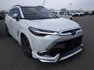 Toyota Corolla Cross 1.8 Hybrid FWD 2022 Pearl