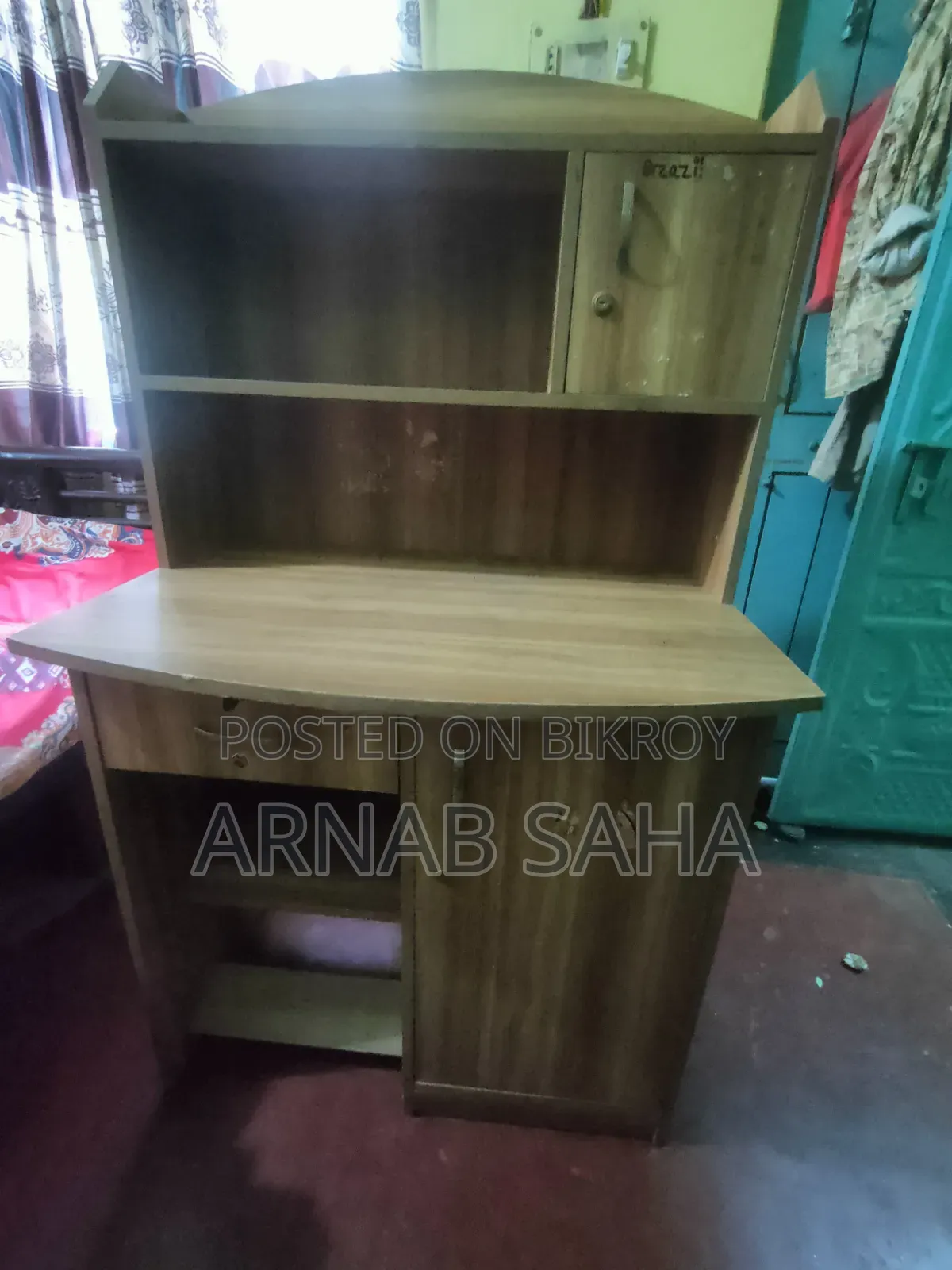 Study Table Like New