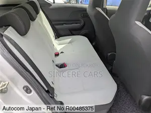 Toyota Aqua 2021 Silver