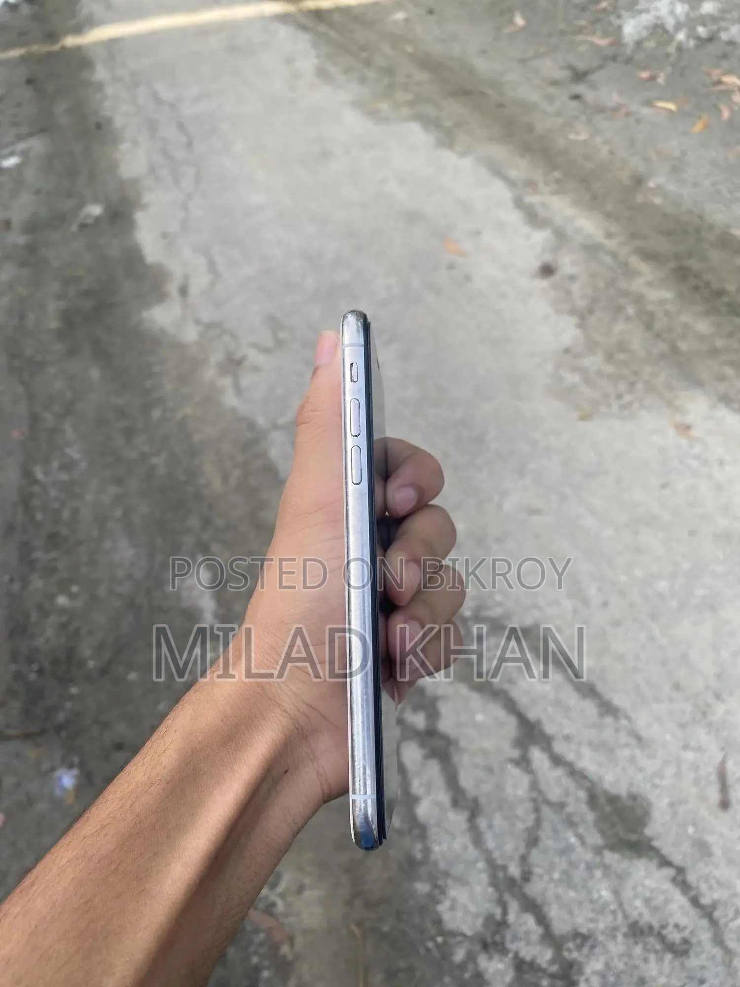 Apple iPhone X 64 GB White