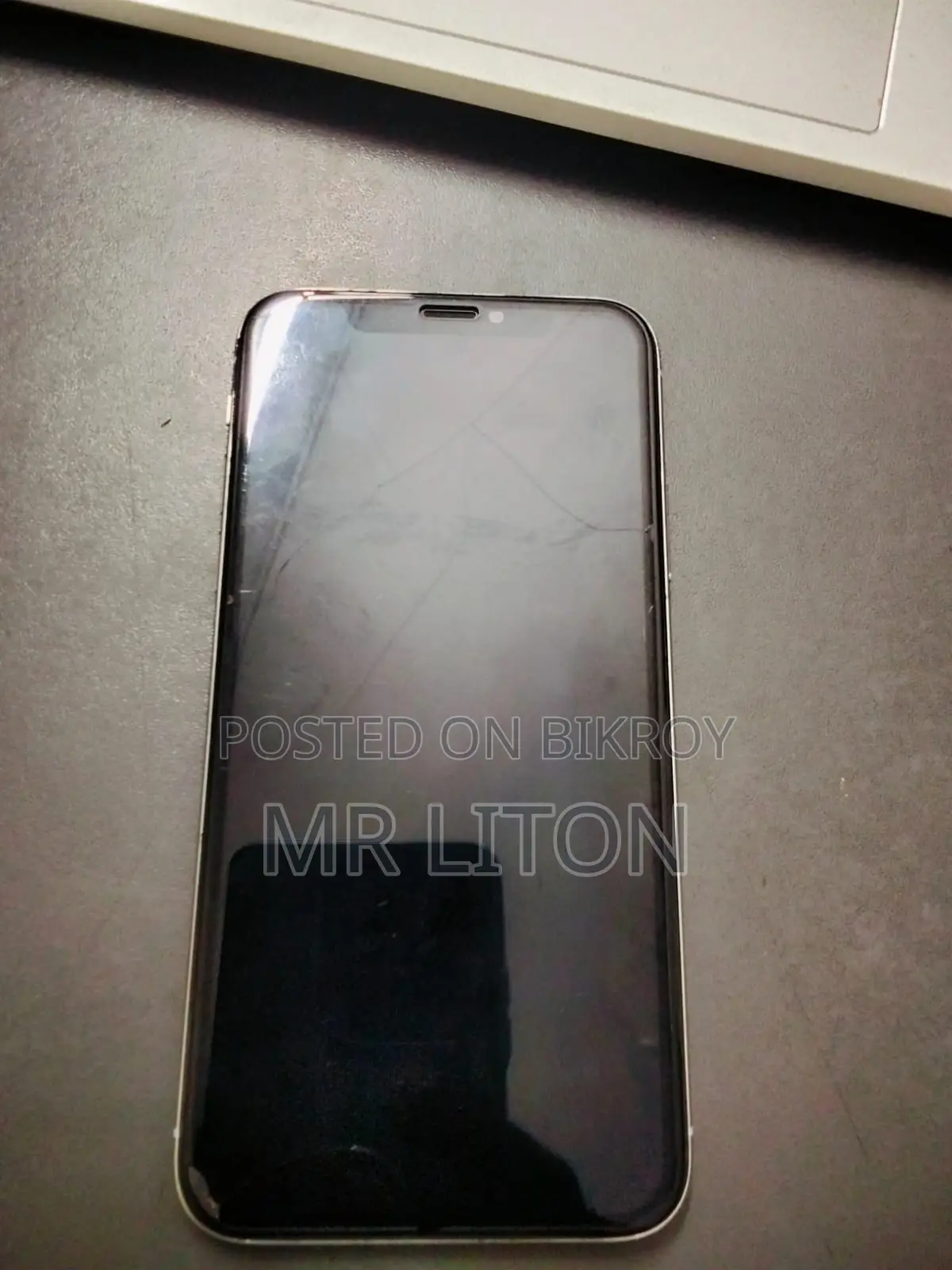 Apple iPhone X 256 GB White