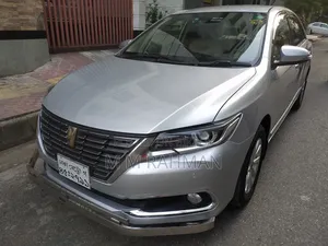 Toyota Premio 1.5 FWD 2016 Silver