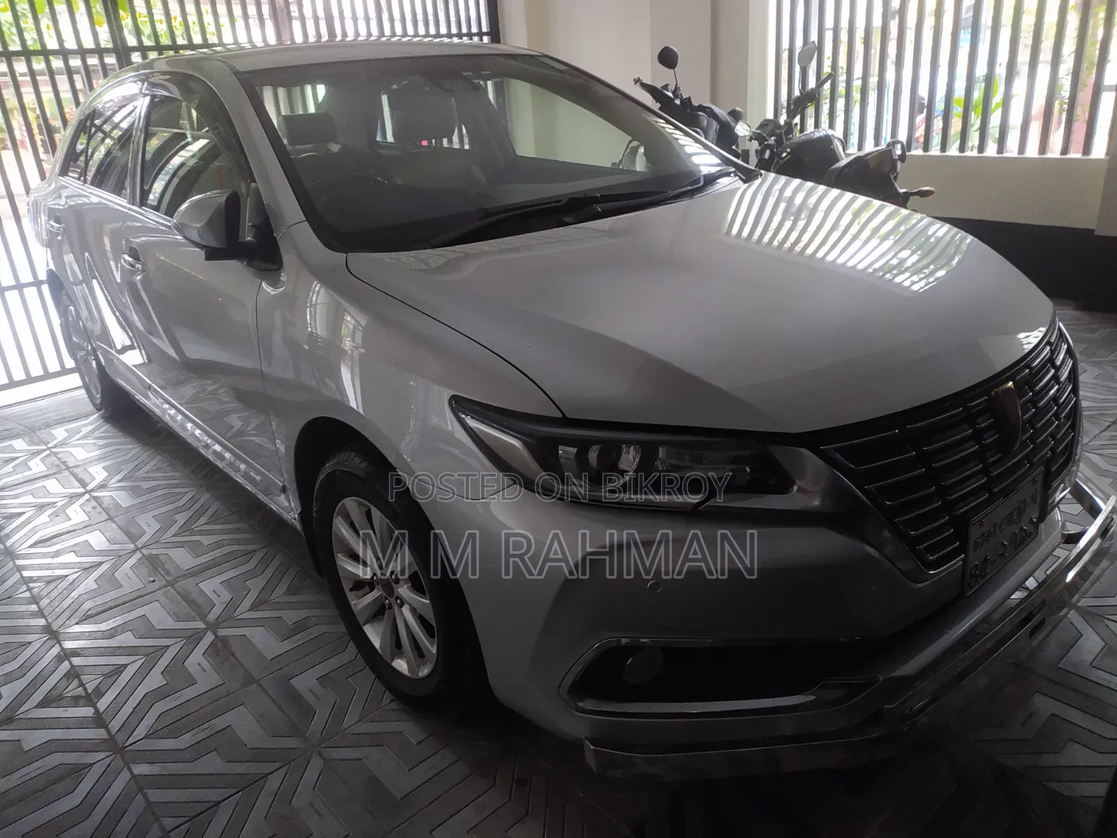 Toyota Premio 1.5 FWD 2016 Silver
