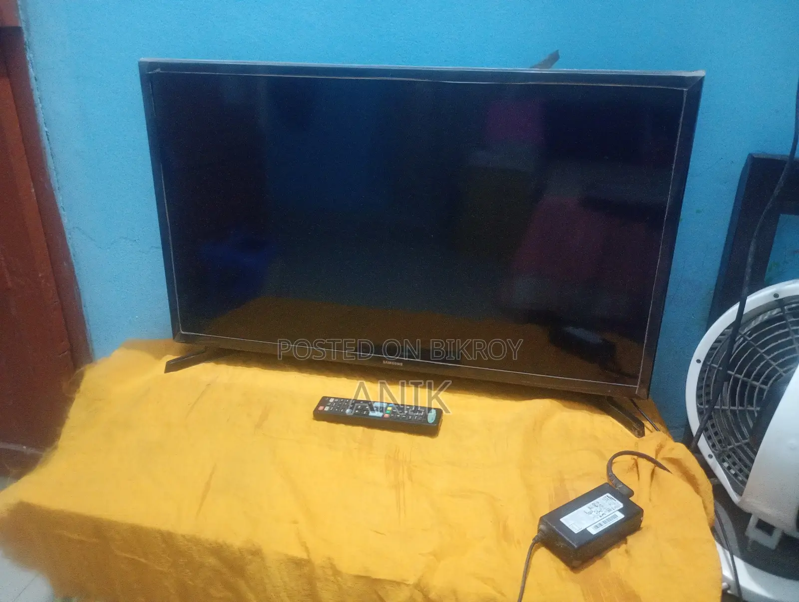 Samsung 32n4300