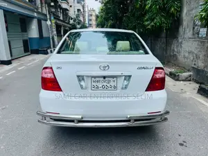 টয়োটা করোলা ১.৪ ডি অটোমেটিক ২০০৪ সাদা