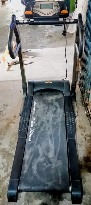 American Motion Fitness (Amf) Motorized Treadmill (Model: 8628plp) ‎