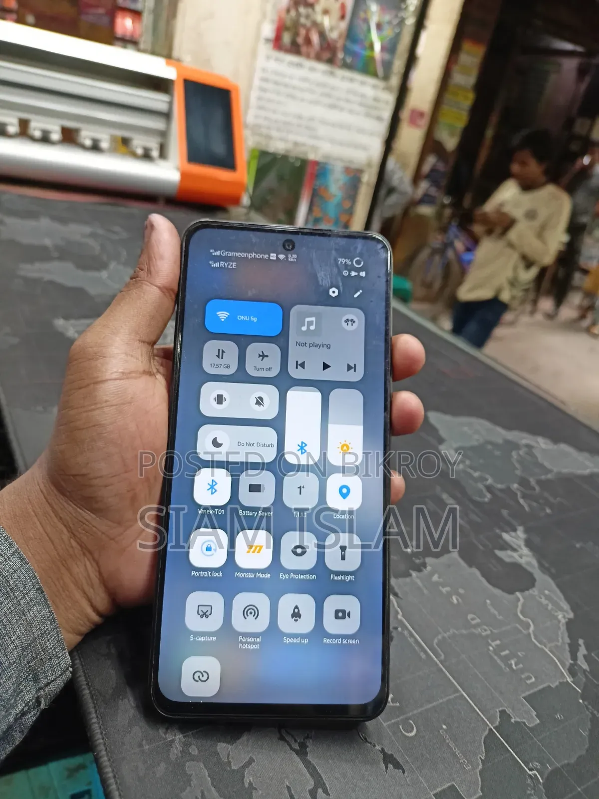 iQOO 128 GB Black