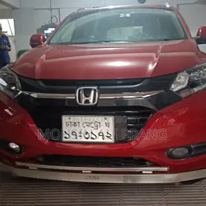 হোন্ডা ভেজেল ১.৫ হাইব্রিড ২ডব্লিউডি ২০১৫ লাল