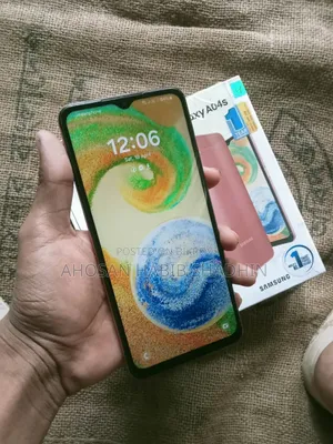 Samsung Galaxy A04s 64 GB Gold
