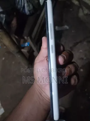 Vivo Y17 256 GB Blue