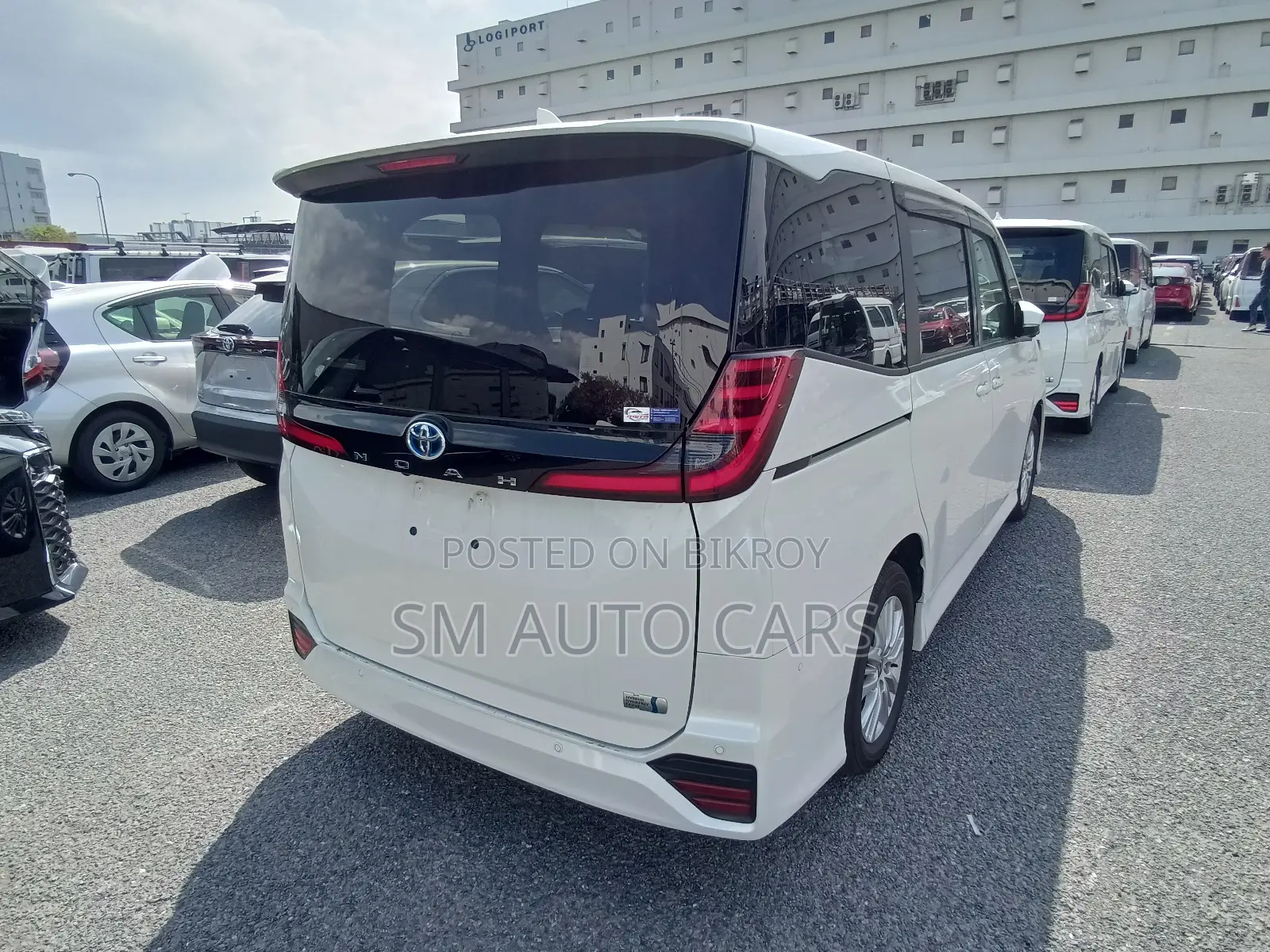 Toyota Noah 2022 Pearl