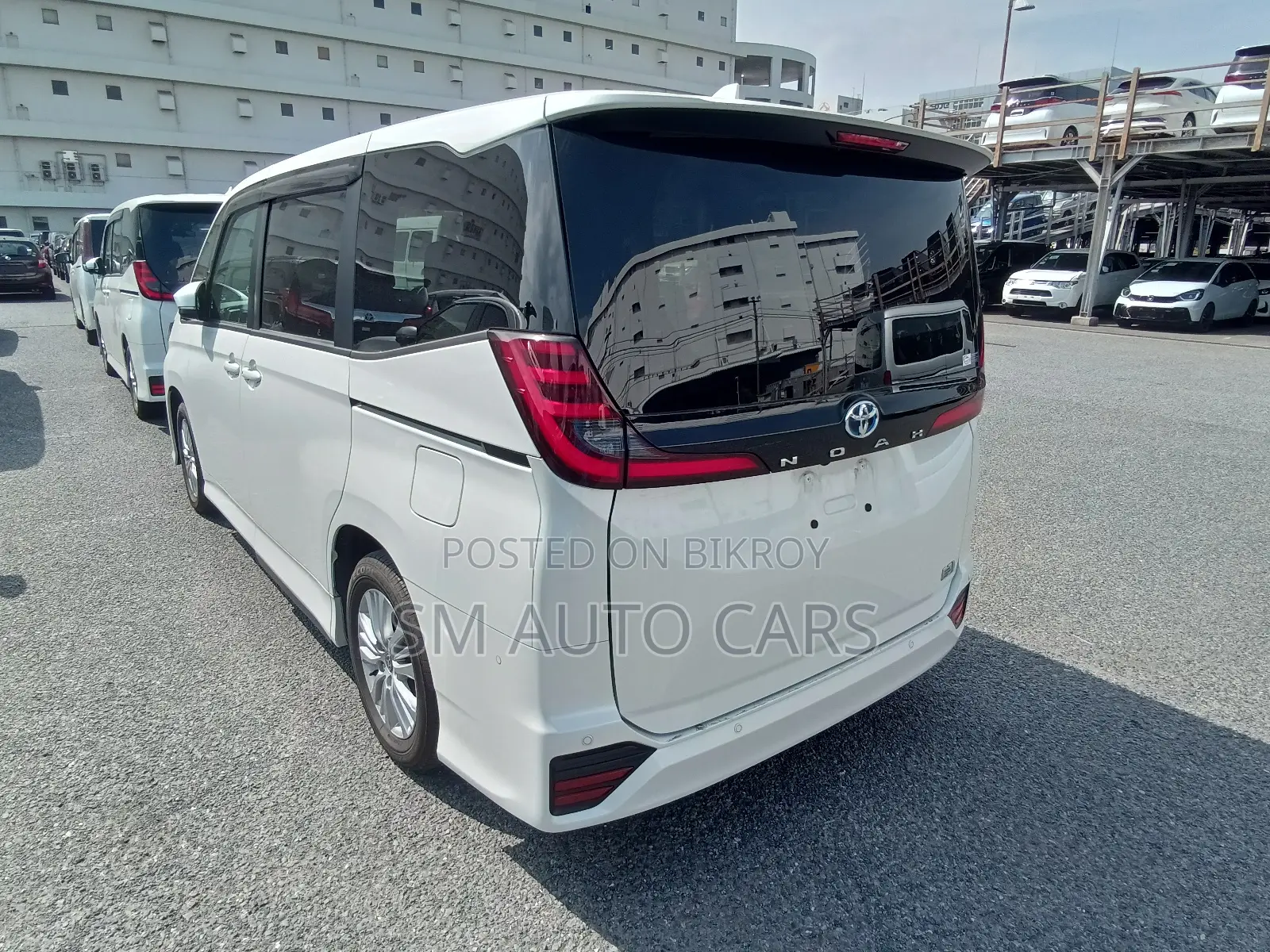 Toyota Noah 2022 Pearl