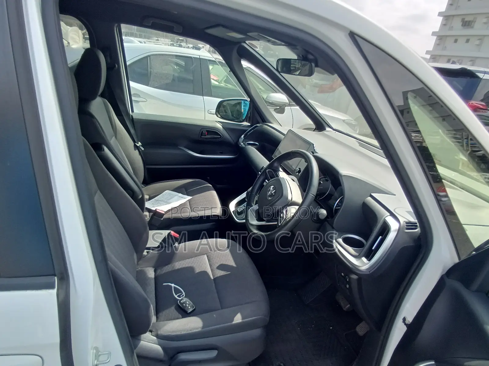 Toyota Noah 2022 Pearl