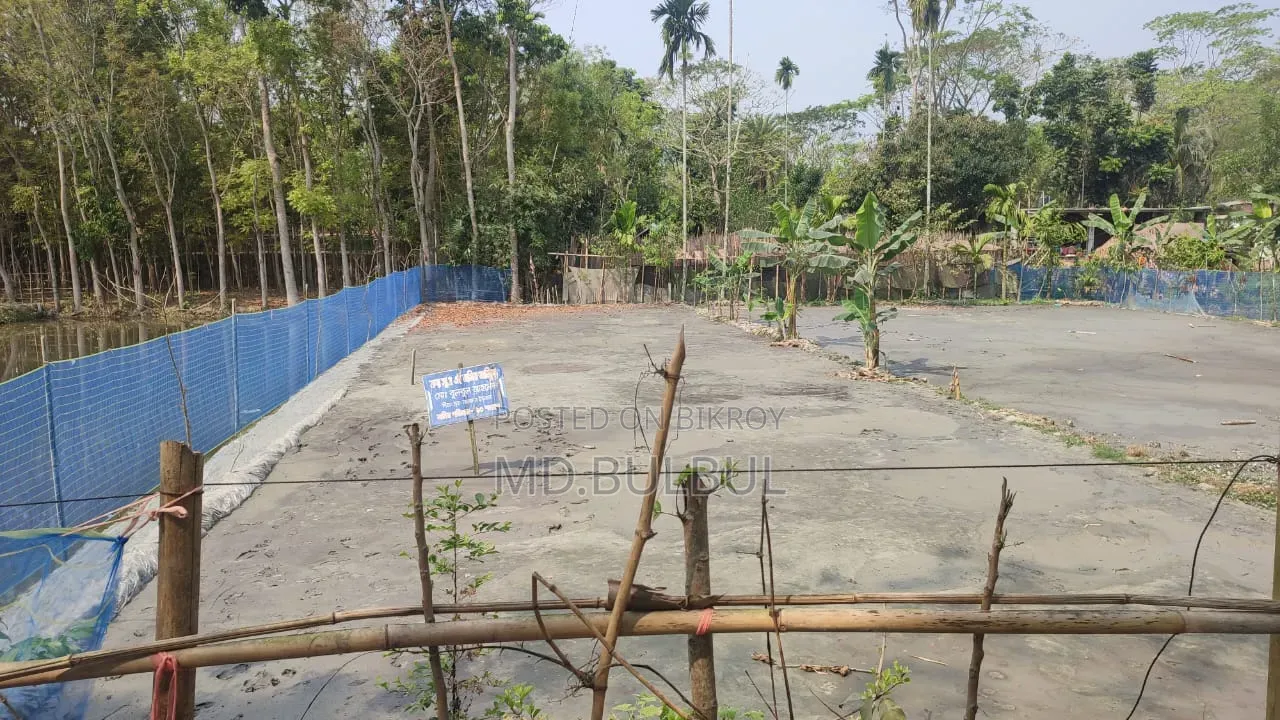 10 Decimal Vacant Plot For Rent