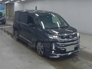 Toyota Noah 2022 Black