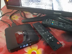 ওয়ালটন ১৭ ইঞ্চি মনিটর স্মার্ট টিভি কার্ড সহ