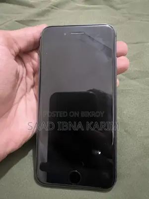 Apple iPhone 8 64 GB Black
