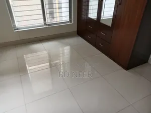 গুলশানে ৩ বেডরুমের অ্যাপার্টমেন্ট ভাড়া