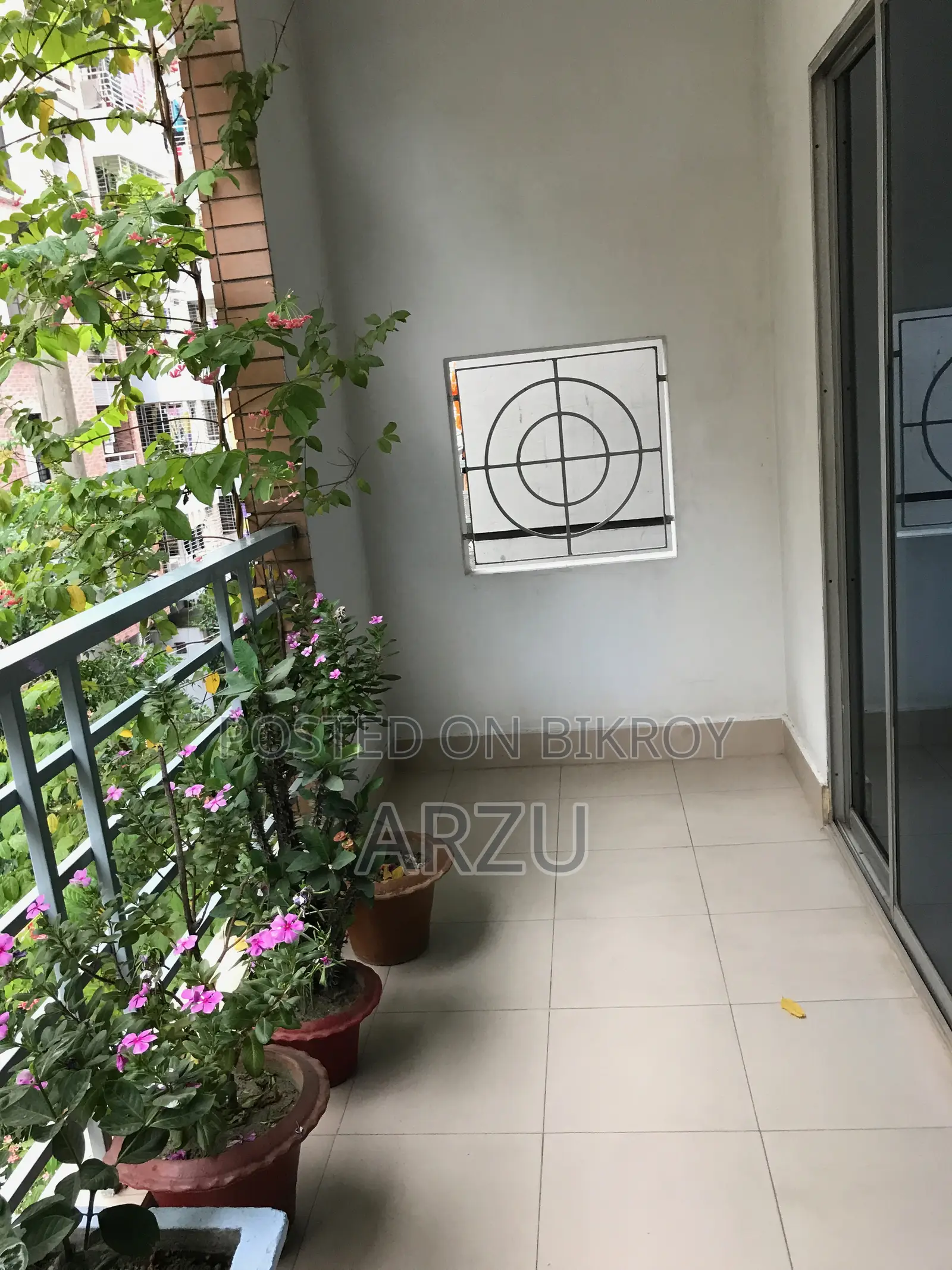 2-bedroom Apartment in Uttara for rent