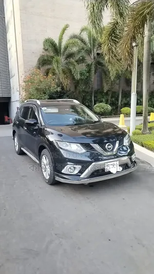 Nissan X-Trail 2014 Black