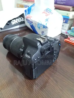 Canon Eos 800d With 55 250 Mm Zoom Lens
