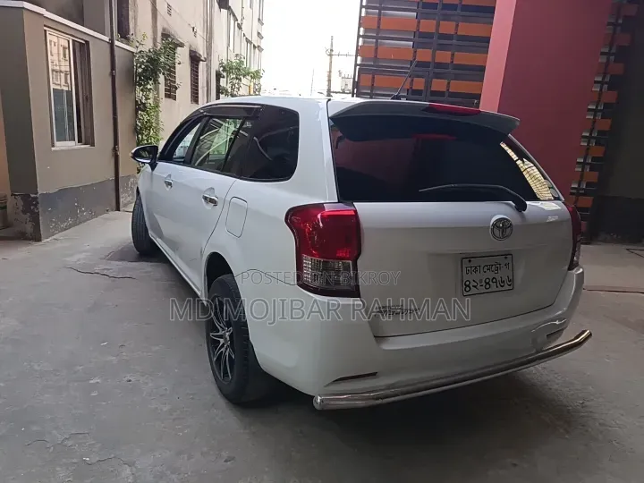 Toyota Corolla 2013 White