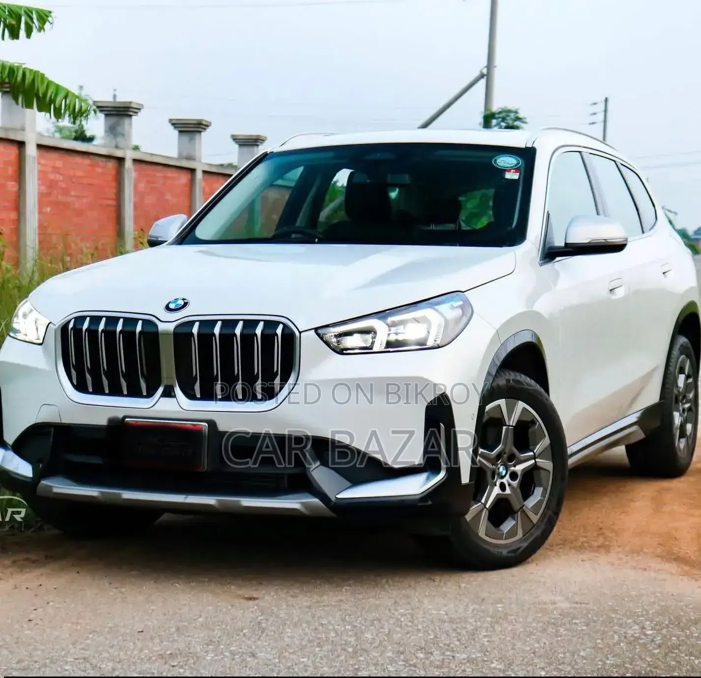 BMW X1 xDrive28i AWD 2023 Pearl