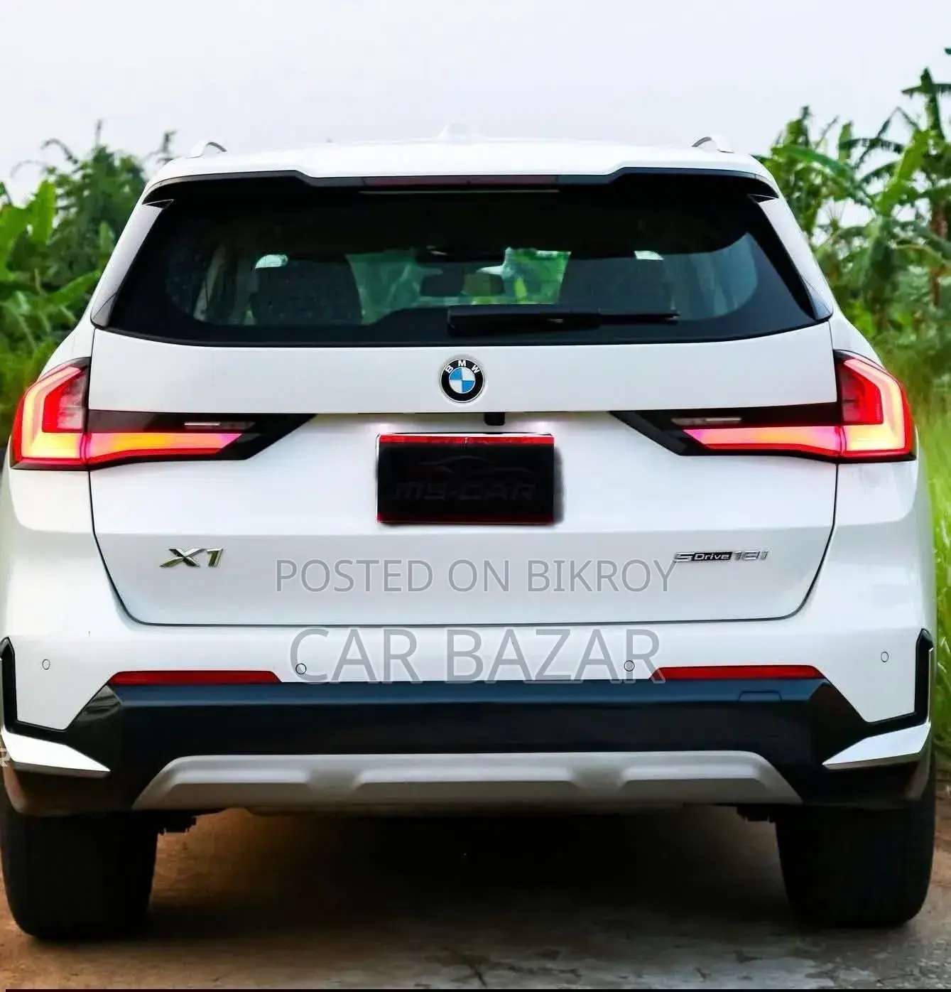 BMW X1 xDrive28i AWD 2023 Pearl
