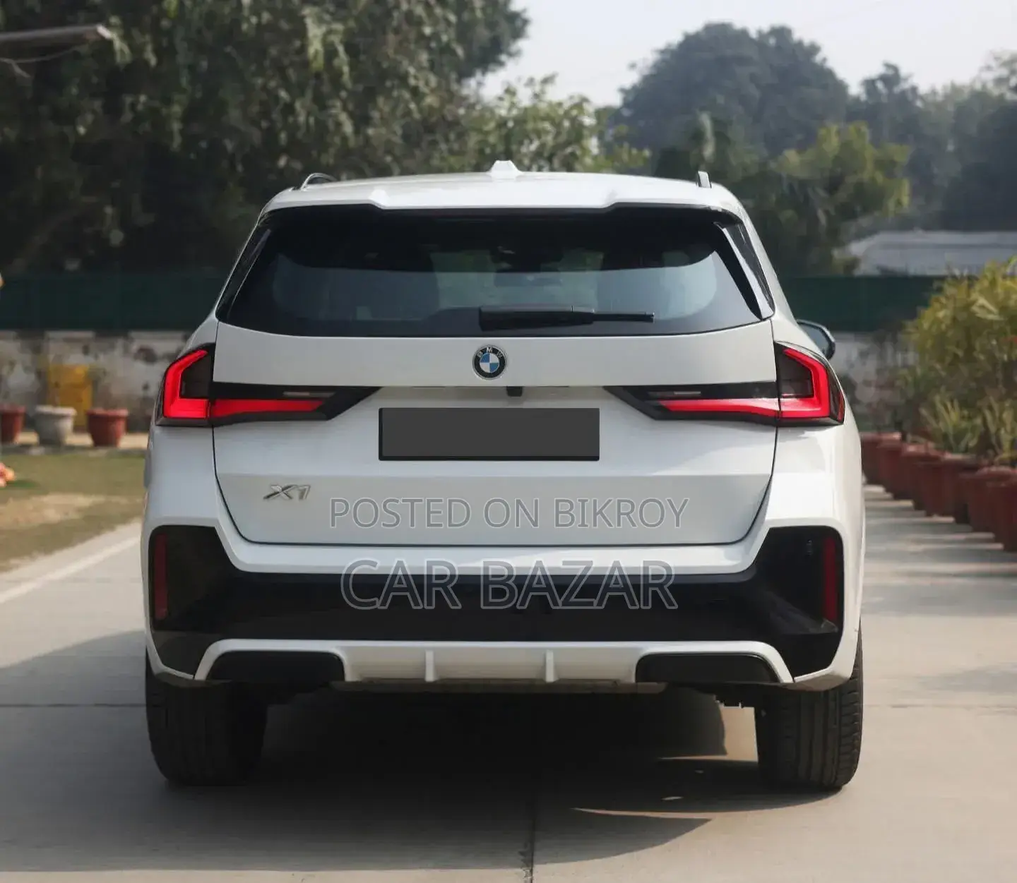 BMW X1 xDrive28i AWD 2023 Pearl