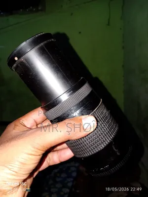 ৭৫-৩০০ জুম লেন্স