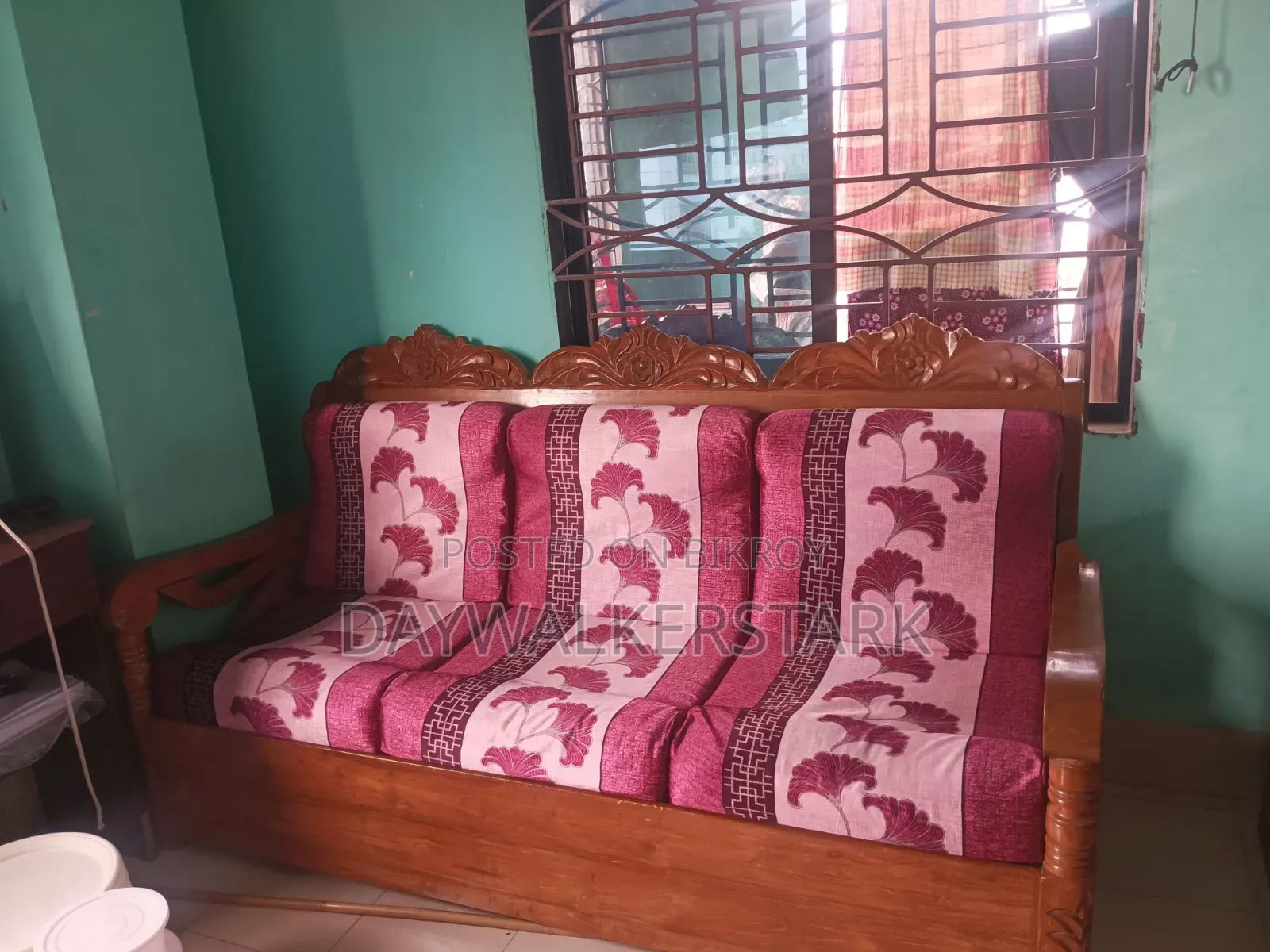 ব্যবহৃত সেগুন সোফা সেট