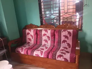 ব্যবহৃত সেগুন সোফা সেট