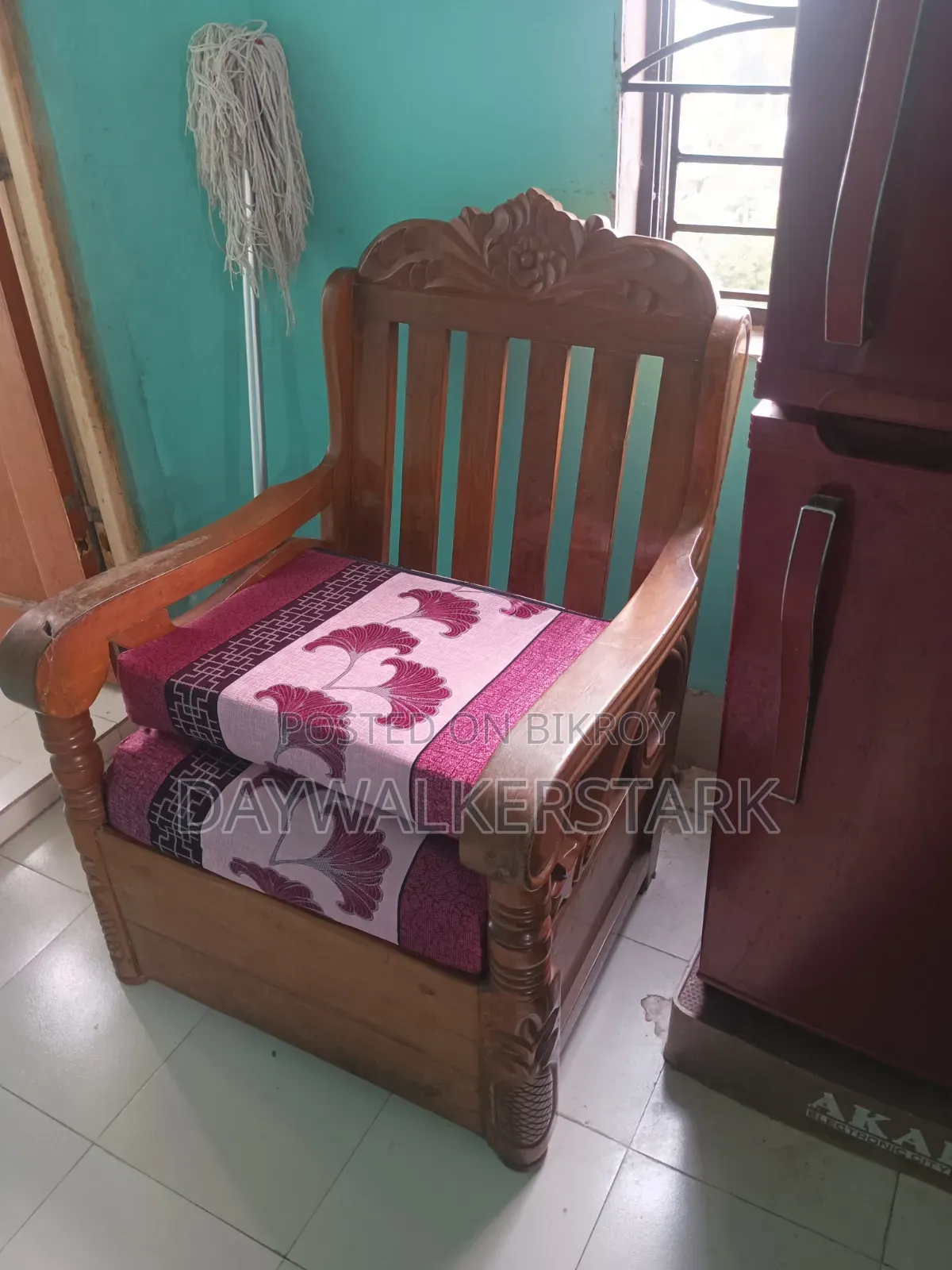 ব্যবহৃত সেগুন সোফা সেট