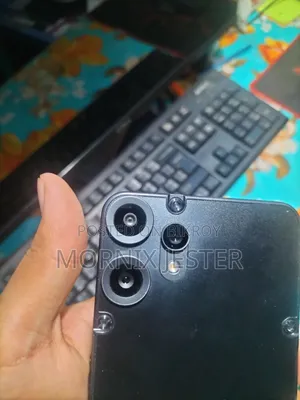 নাথিং ফোন ২ ১২৮ জিবি কালো