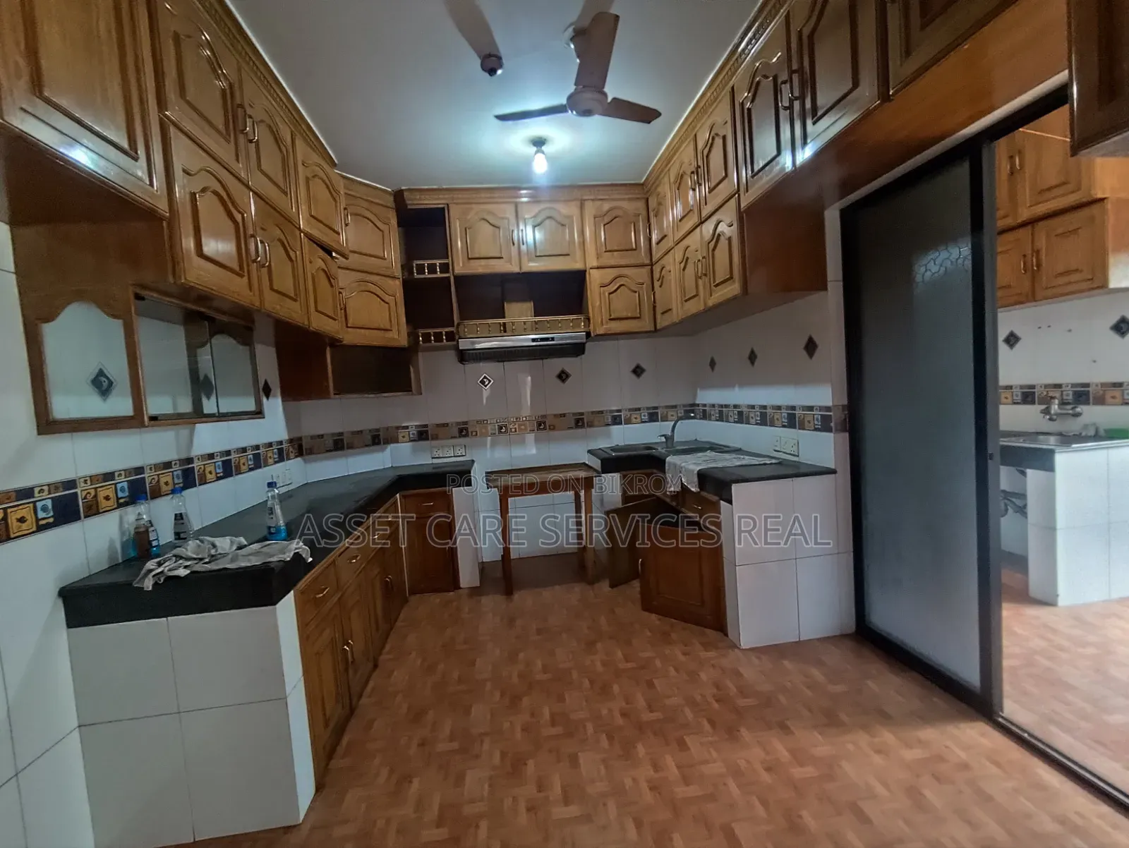 4bdrm Apartment in Concord, Gulshan for Rent