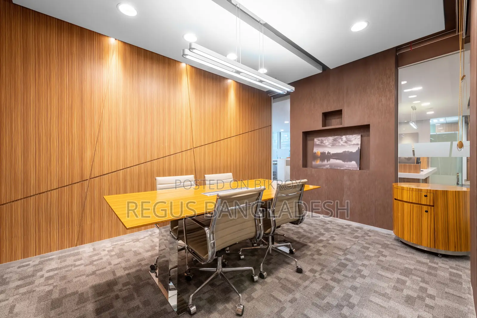Regus UTC বিল্ডিং-এ সম্পূর্ণ নমনীয় শর্তে প্রফেশনাল অফিস