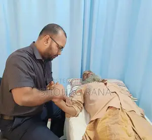 টঙ্গীতে ফিজিওথেরাপি সেবা