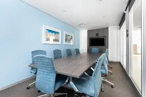 Regus UTC বিল্ডিং-এ ব্যবসার জন্য ওপেন প্ল্যান অফিস স্পেস বুক করুন