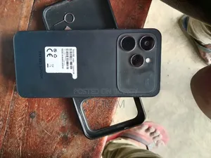 Tecno Spark 40 128 GB Black