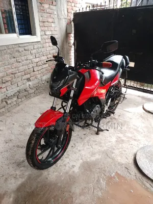 Hero Thriller 160R 2021 Red
