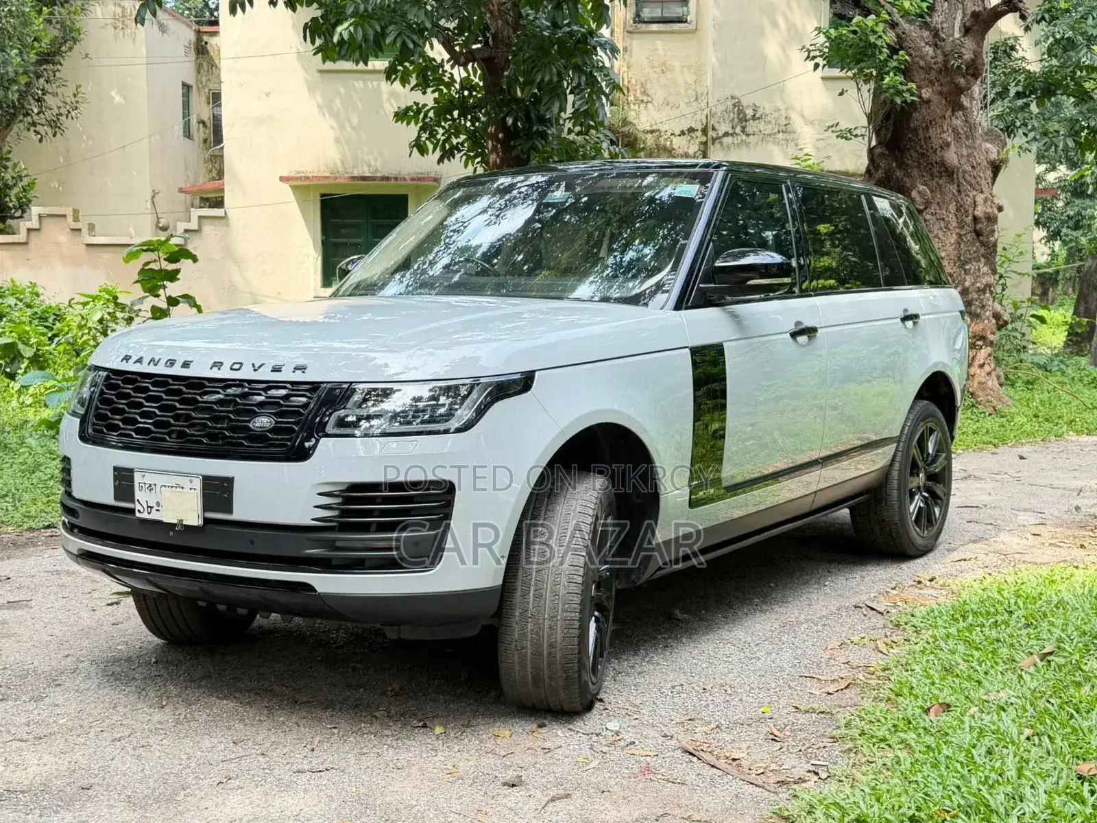 Land Rover Range Rover Vogue 2019 Pearl